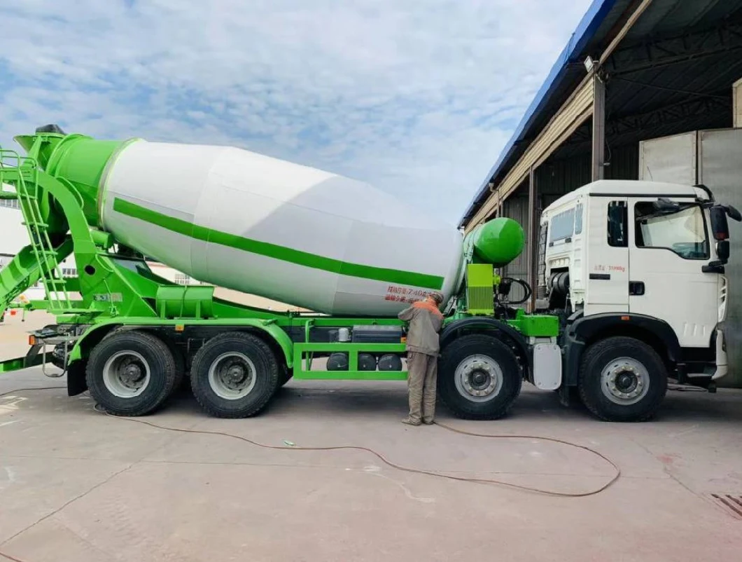 Sino Truck HOWO/ Sitrack Chassis Concrete Truck Mixer Vehical with High Quality